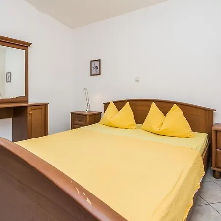 Delic/pejic Apartment Vir